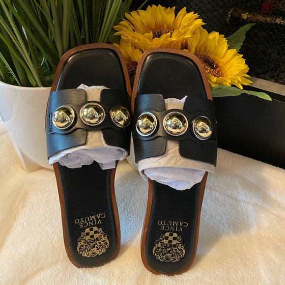 VINCE CAMUTO SLIDE SANDALS - Picture 4 of 4